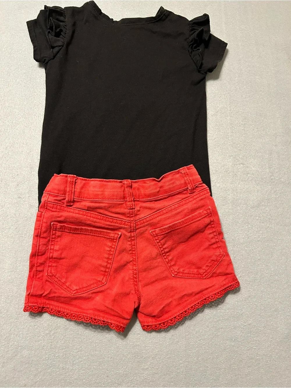 Garanimals Star Ruffle Tee & OshKosh Plaid Pocket‎ Shorts Set Girls 4T